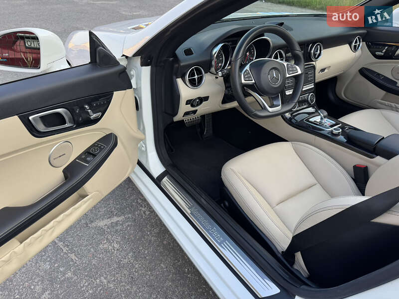 Родстер Mercedes-Benz SLC-Class 2018 в Киеве