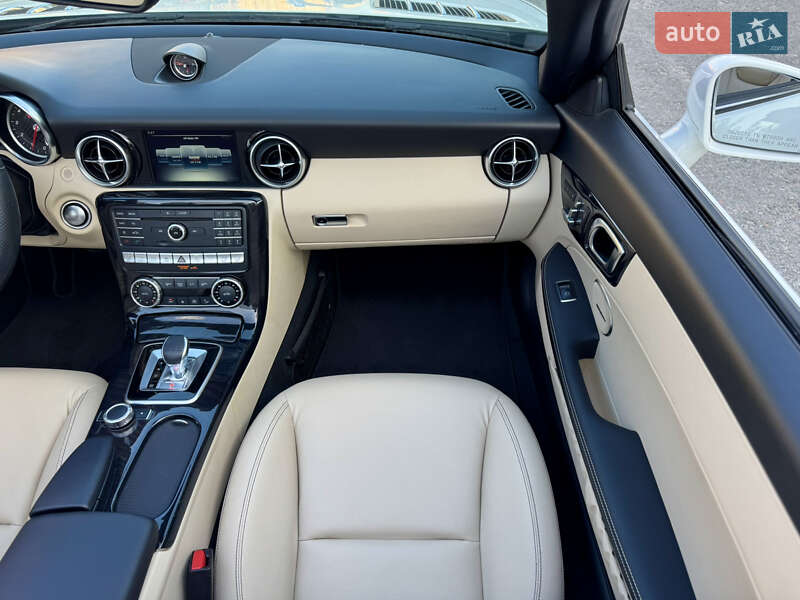 Родстер Mercedes-Benz SLC-Class 2018 в Киеве