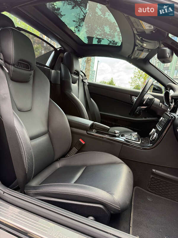 Родстер Mercedes-Benz SLC-Class 2018 в Киеве