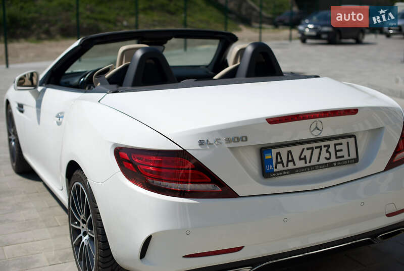 Родстер Mercedes-Benz SLC-Class 2017 в Киеве