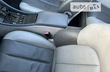 Родстер Mercedes-Benz SLK-Class 2001 в 