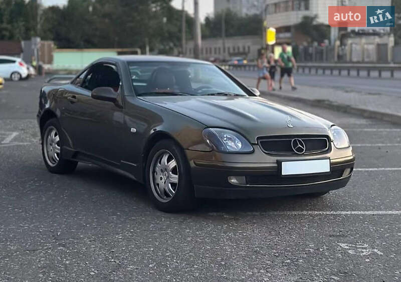 Родстер Mercedes-Benz SLK-Class 2000 в 