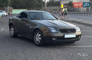Родстер Mercedes-Benz SLK-Class 2000 в 