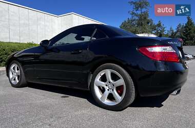 Родстер Mercedes-Benz SLK-Class 2013 в 