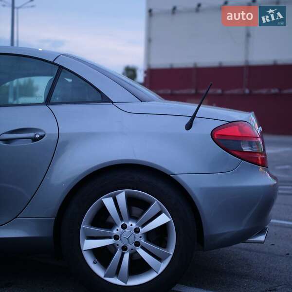 Родстер Mercedes-Benz SLK-Class 2010 в Киеве