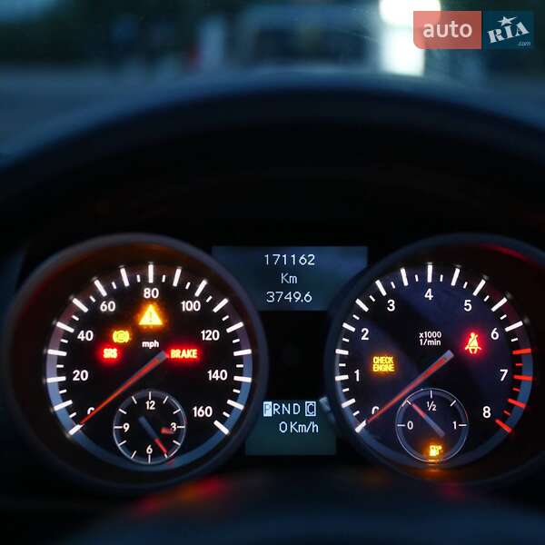 Родстер Mercedes-Benz SLK-Class 2010 в Киеве