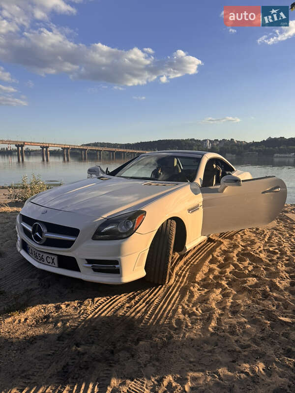 Родстер Mercedes-Benz SLK-Class 2015 в Киеве фото 5 Родстер Mercedes-Benz SLK-Class 2015 в Киеве