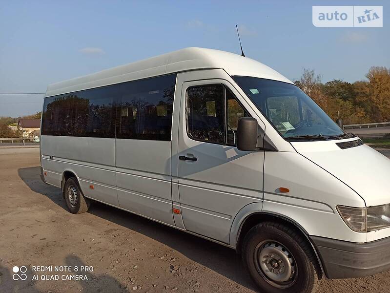 Mercedes-Benz Sprinter 312 пасс.