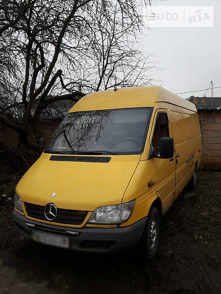 Mercedes-Benz Sprinter 2004 года