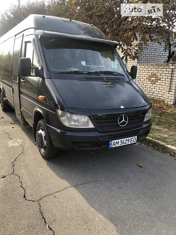Mercedes-Benz Sprinter 416 пасс.