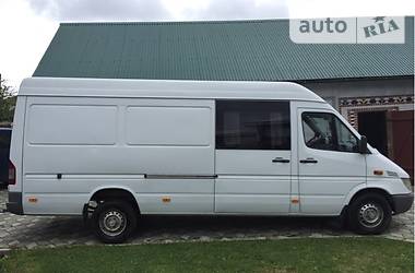 Микроавтобус Mercedes-Benz Sprinter 2002 в Новоселице