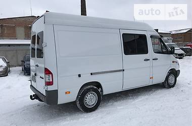 Микроавтобус Mercedes-Benz Sprinter 2004 в Киверцах