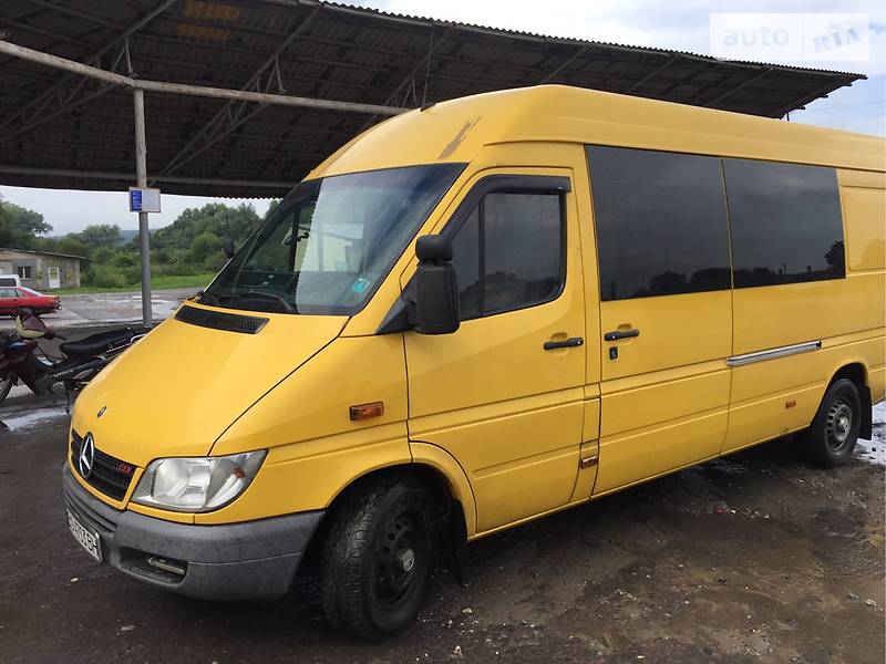 Микроавтобус Mercedes-Benz Sprinter 2004 в Шумске