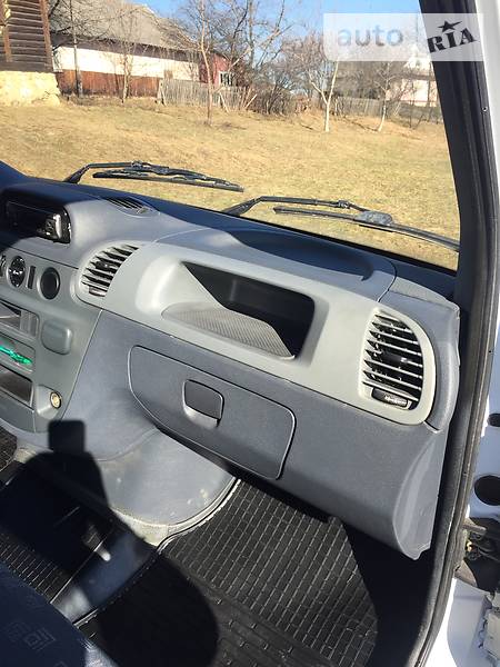 Мікроавтобус Mercedes-Benz Sprinter 2004 в Косові
