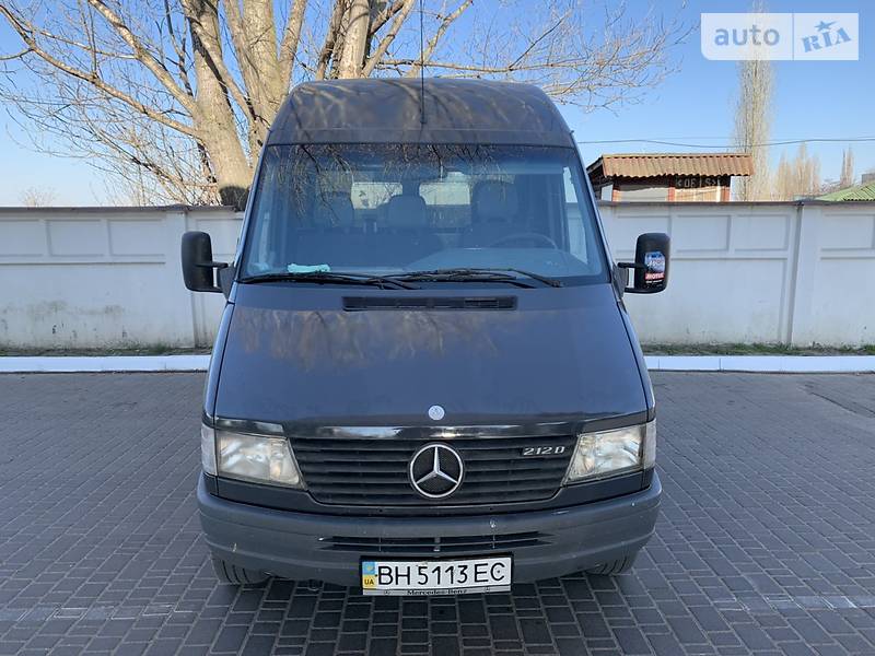 Вантажний фургон Mercedes-Benz Sprinter 1999 в Одесі