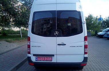 Вантажний фургон Mercedes-Benz Sprinter 2014 в Нововолинську