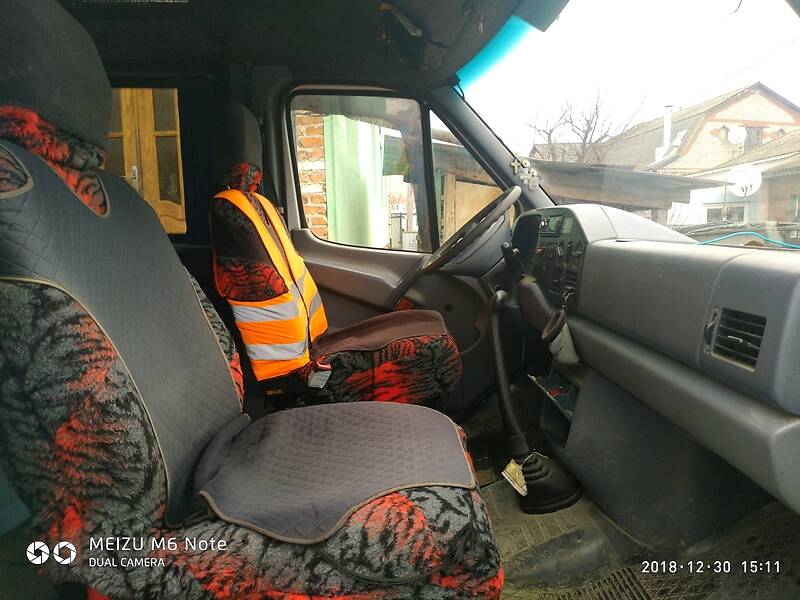Грузовой фургон Mercedes-Benz Sprinter 1999 в Баре фото 5 Грузовой фургон Mercedes-Benz Sprinter 1999 в Баре