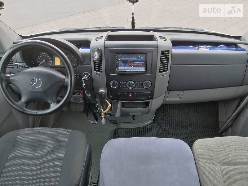 Мікроавтобус Mercedes-Benz Sprinter 2009 в Кривому Розі фото 23 Мікроавтобус Mercedes-Benz Sprinter 2009 в Кривому Розі