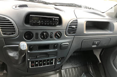 Микроавтобус Mercedes-Benz Sprinter 2004 в 