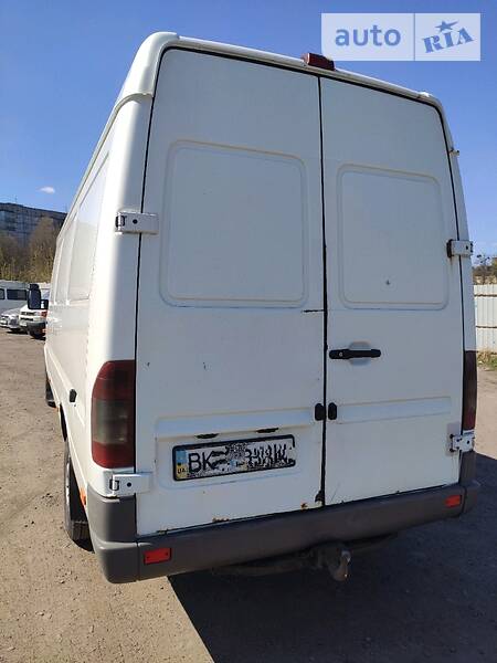 Мікроавтобус Mercedes-Benz Sprinter 2006 в Рівному фото 3 Мікроавтобус Mercedes-Benz Sprinter 2006 в Рівному