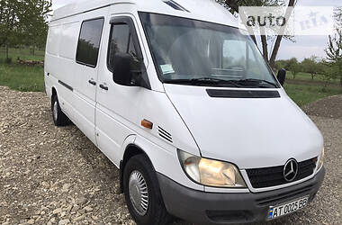 Микроавтобус Mercedes-Benz Sprinter 2004 в Косове