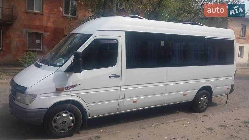Микроавтобус Mercedes-Benz Sprinter 1998 в 
