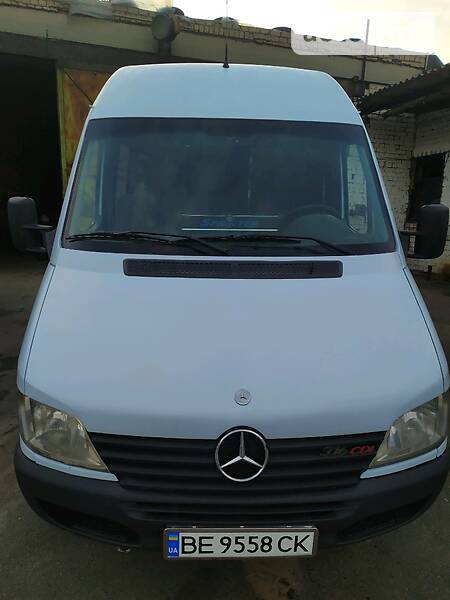 Микроавтобус Mercedes-Benz Sprinter 2001 в Николаеве