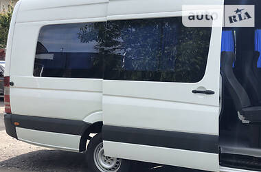 Микроавтобус Mercedes-Benz Sprinter 2010 в 