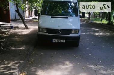 Грузопассажирский фургон Mercedes-Benz Sprinter 1998 в Кривом Роге