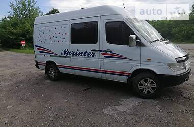 Микроавтобус Mercedes-Benz Sprinter 1999 в Шумске