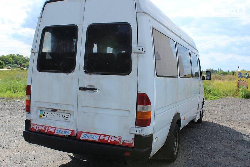 Мікроавтобус Mercedes-Benz Sprinter 2000 в Києві