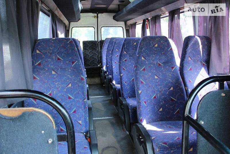 Мікроавтобус Mercedes-Benz Sprinter 2000 в Києві