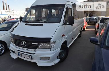 Микроавтобус Mercedes-Benz Sprinter 2000 в Киеве