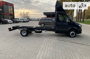 Грузовой фургон Mercedes-Benz Sprinter 2015 в 