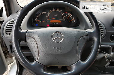 Грузовой фургон Mercedes-Benz Sprinter 2003 в Маневичах
