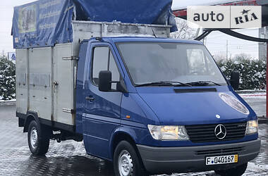 Для перевезення тварин Mercedes-Benz Sprinter 2000 в Луцьку