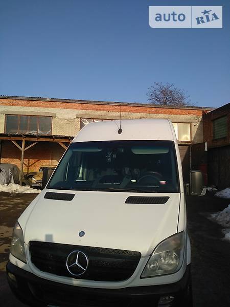 Грузопассажирский фургон Mercedes-Benz Sprinter 2010 в Львове