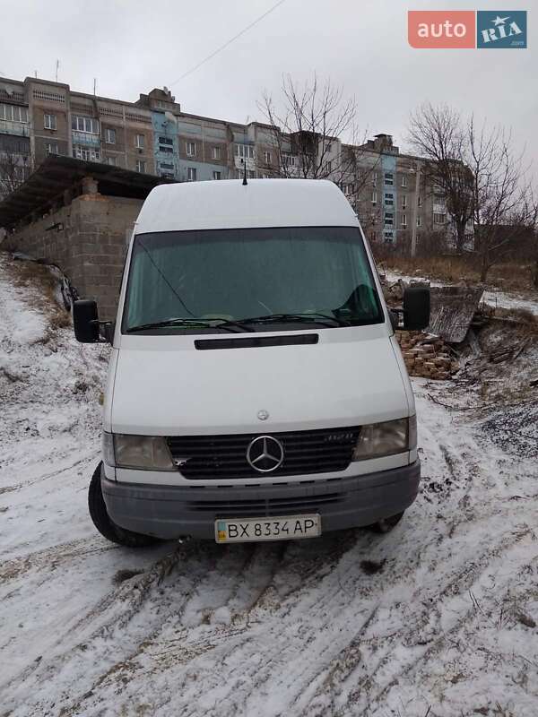 Мікроавтобус Mercedes-Benz Sprinter 1995 в Городку