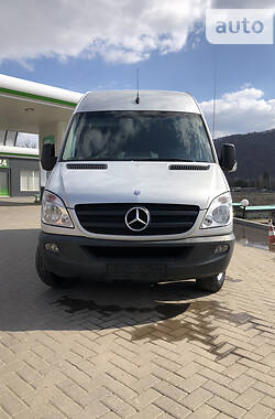 Микроавтобус Mercedes-Benz Sprinter 2012 в Косове