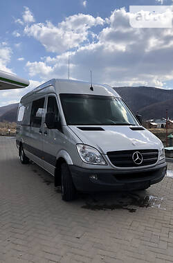 Микроавтобус Mercedes-Benz Sprinter 2012 в Косове