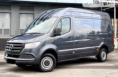 Вантажопасажирський фургон Mercedes-Benz Sprinter 2018 в 