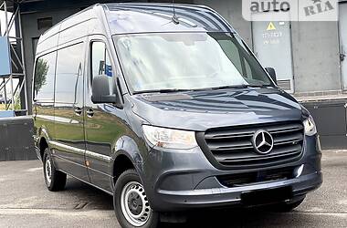 Вантажопасажирський фургон Mercedes-Benz Sprinter 2018 в 