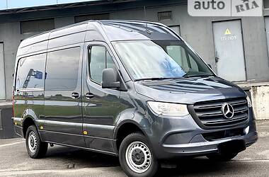Вантажопасажирський фургон Mercedes-Benz Sprinter 2018 в 