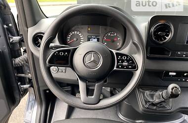 Вантажопасажирський фургон Mercedes-Benz Sprinter 2018 в 