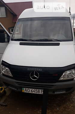 Вантажопасажирський фургон Mercedes-Benz Sprinter 2005 в Мукачевому