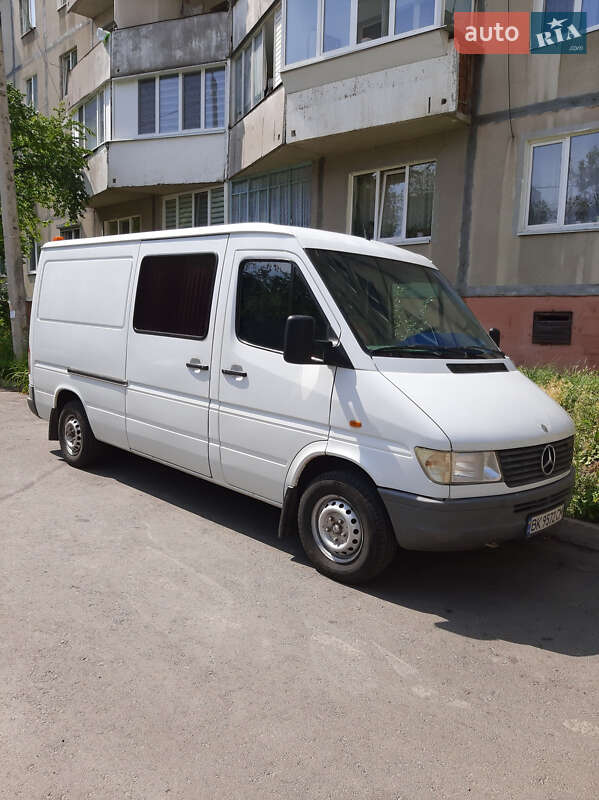 Микроавтобус Mercedes-Benz Sprinter 1996 в Ровно