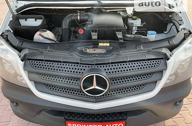 Вантажний фургон Mercedes-Benz Sprinter 2014 в Рівному