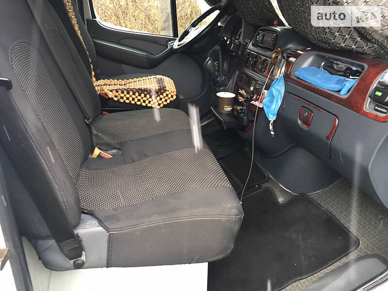 Микроавтобус Mercedes-Benz Sprinter 2004 в Львове фото 22 Микроавтобус Mercedes-Benz Sprinter 2004 в Львове