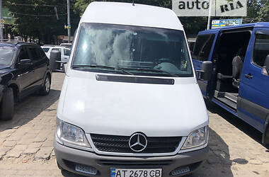 Мікроавтобус Mercedes-Benz Sprinter 2000 в Івано-Франківську