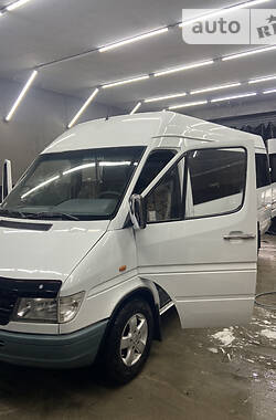 Мікроавтобус Mercedes-Benz Sprinter 2000 в 